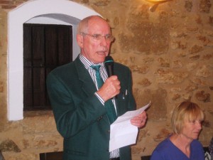 President Gordon Sellars welcoming all and introducing the speaker