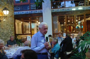 Keith introducing his wines