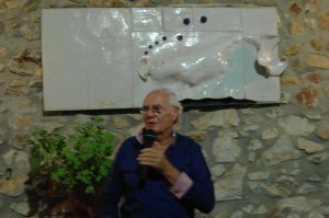 Rod  intoducing his wines